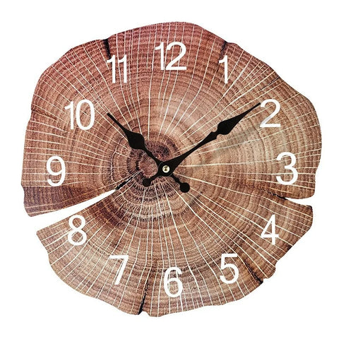 Horloge Murale En Bois Naturel Sur Un Mur 